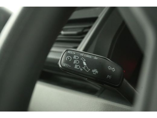 Volkswagen Transporter 2.0 TDI L1H1 140PK Airco Cruise Carplay PDC 3 Persoons Elektrpakket ActivLease financial lease