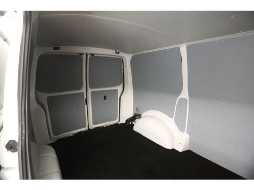 Volkswagen Transporter 2.0 TDI L1H1 140PK Airco Cruise Carplay PDC 3 Persoons Elektrpakket ActivLease financial lease
