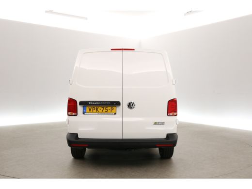 Volkswagen Transporter 2.0 TDI L1H1 140PK Airco Cruise Carplay PDC 3 Persoons Elektrpakket ActivLease financial lease