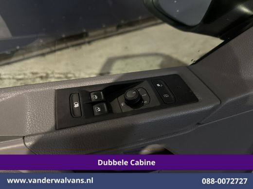Volkswagen Transporter 2.0 TDI L2H1 Dubbele Cabine Euro6 Airco | 5-Zits | Navigatie | Trekhaak | Apple Carplay Android A... ActivLease financial lease