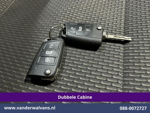 Volkswagen Transporter 2.0 TDI L2H1 Dubbele Cabine Euro6 Airco | 5-Zits | Navigatie | Trekhaak | Apple Carplay Android A... ActivLease financial lease