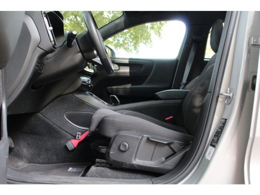 Volvo  C40 Single Motor Core 69 kWh | NL-AUTO! | 1 EIGENAAR! | CRUISE | CAMERA | STOEL- STUURVERWARMING | DE... ActivLease financial lease