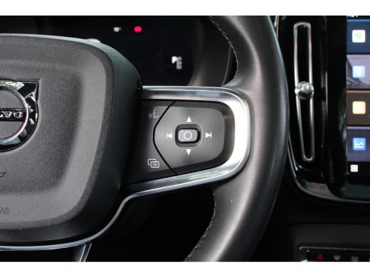 Volvo  C40 Single Motor Core 69 kWh | NL-AUTO! | 1 EIGENAAR! | CRUISE | CAMERA | STOEL- STUURVERWARMING | DE... ActivLease financial lease