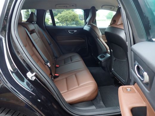 Volvo  V60 2.0 T5 inscription ActivLease financial lease