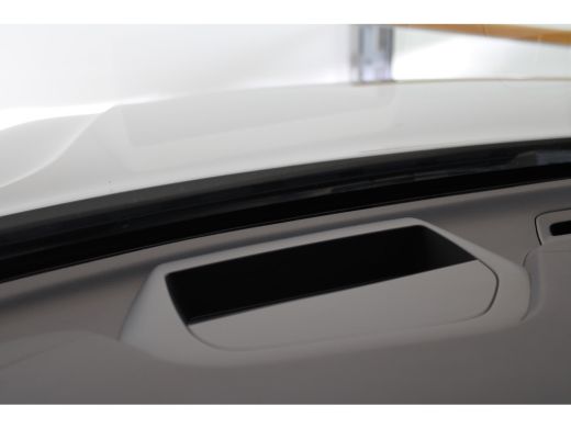 Volvo  XC60 T6 350PK Ultimate Dark | 360° | Trekhaak | 20'' | Stoel&Stuur Verw. | Panoramadak ActivLease financial lease