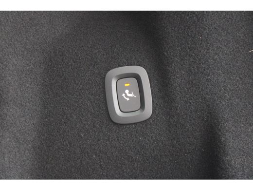 Volvo  XC60 T6 350PK Ultimate Dark | 360° | Trekhaak | 20'' | Stoel&Stuur Verw. | Panoramadak ActivLease financial lease