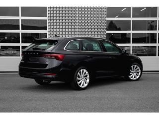 Skoda Octavia Combi 1.4 TSI iV 204pk PHEV Business Edition Plus | Carplay | Stoelverwarming | Cruise control