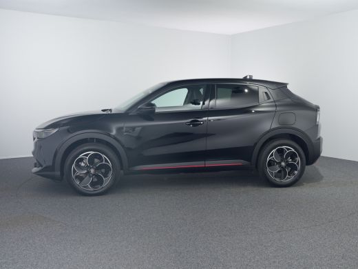 Alfa Romeo Junior Elettrica Speciale Automaat ActivLease financial lease