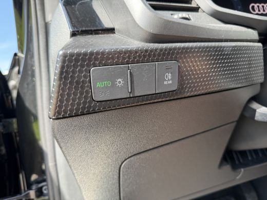 Audi A1 Sportback Sportback 30 TFSI Advanced edition App connect ActivLease financial lease