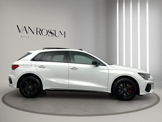 Audi A3 Sportback 45 TFSI e S-Line Pano Camera Carplay ACC Lane ActivLease financial lease