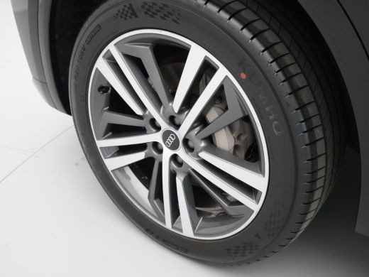 Audi Q5 Sportback 50 TFSI e 300 pk S edition Adap. cruise, S-line, Navi, Stoelen electr. verst. 48 ActivLease financial lease