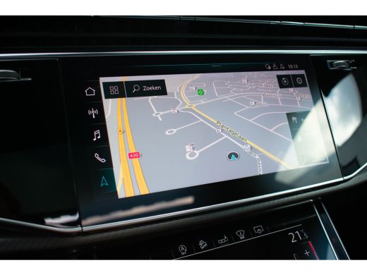 Audi RSQ8 4.0 TFSI quattro -Carbon ext/int-Soft close-Pano-ACC-Trekhaak-Head up-Massage- -Keyless-Geventile... ActivLease financial lease