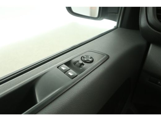 Citroën Jumpy 2.0 BlueHDI L2H1 Automaat 360 Camera Airco Carplay Cruise PDC 3 Persoons Elektrpakket ActivLease financial lease
