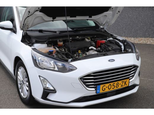 Ford Focus 1.5 tdci 120pk EcoBlue/Titanium/Automaat/Carplay/led/1:25 ActivLease financial lease