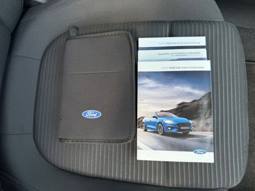 Ford Focus 1.5 tdci 120pk EcoBlue/Titanium/Automaat/Carplay/led/1:25 ActivLease financial lease