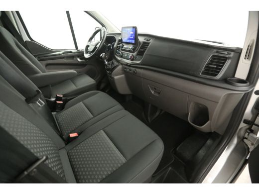 Ford Transit Custom 300 2.0 TDCI L2H1 Striping Airco Carplay Cruise Navigatie PDC 18"LMV 3 Persoons Trekhaak ActivLease financial lease