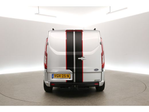 Ford Transit Custom 300 2.0 TDCI L2H1 Striping Airco Carplay Cruise Navigatie PDC 18"LMV 3 Persoons Trekhaak ActivLease financial lease