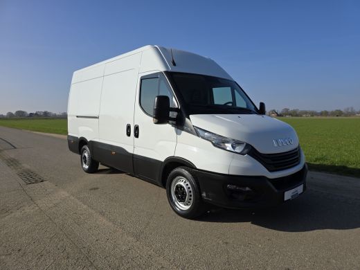 Iveco Daily 35S14V 2.3 352L H2 - 140 Pk - Euro 6 - Airco - Cruise Control ActivLease financial lease