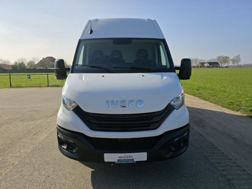 Iveco Daily 35S14V 2.3 352L H2 - 140 Pk - Euro 6 - Airco - Cruise Control ActivLease financial lease