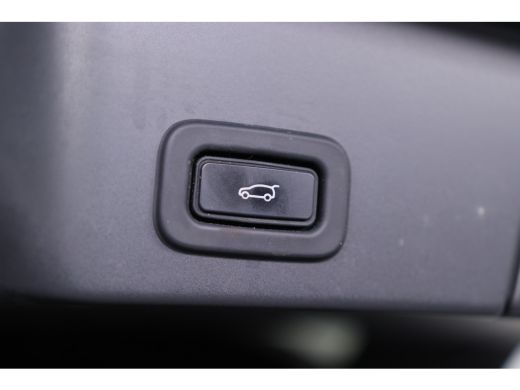 Land Rover Range Rover Evoque 1.5 P300e AWD R-Dynamic SE | Panoramadak | Lederen bekleding | Elektr Stoel + Mem | Camera | Stoe... ActivLease financial lease