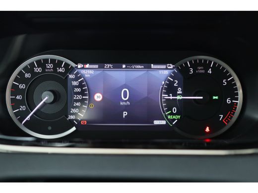 Land Rover Range Rover Evoque 1.5 P300e AWD R-Dynamic SE | Panoramadak | Lederen bekleding | Elektr Stoel + Mem | Camera | Stoe... ActivLease financial lease