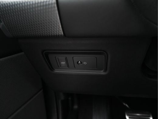 Land Rover Range Rover Sport 3.0 P400 MHEV HST (INCL.BTW) *PANO | HEAD-UP | FULL-LED | FULL-LEATHER | MERIDIAN-SOUND | MEMORY-... ActivLease financial lease