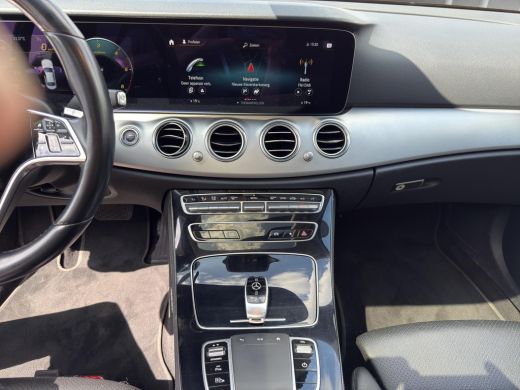 Mercedes-Benz E-Klasse 200 d Business Solution | Camera Rondom | Stoelverwarming | Panorama dak | Afneembare Trekhaak | ActivLease financial lease