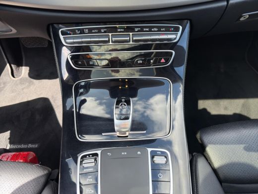 Mercedes-Benz E-Klasse 200 d Business Solution | Camera Rondom | Stoelverwarming | Panorama dak | Afneembare Trekhaak | ActivLease financial lease