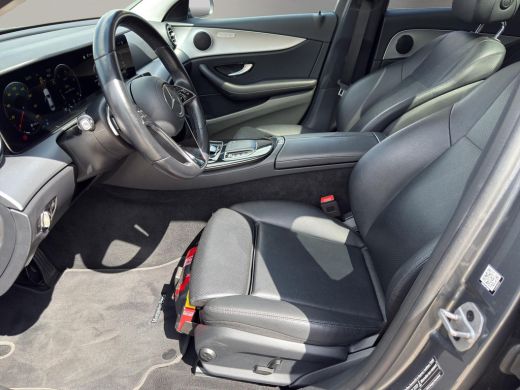Mercedes-Benz E-Klasse 200 d Business Solution | Camera Rondom | Stoelverwarming | Panorama dak | Afneembare Trekhaak | ActivLease financial lease
