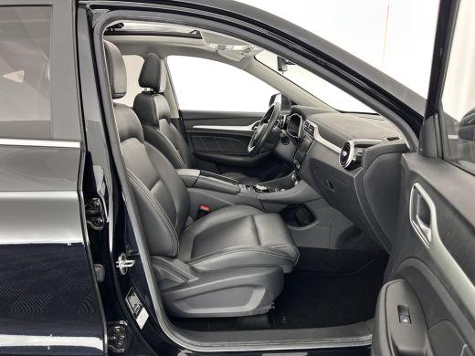 MG ZS EV EV Luxury 45 kWh (INCL-BTW) Aut. *PANO | LUXURY-LEATHER | CCS-FASTLOADER | KEYLESS | NAVI-FULLMAP... ActivLease financial lease