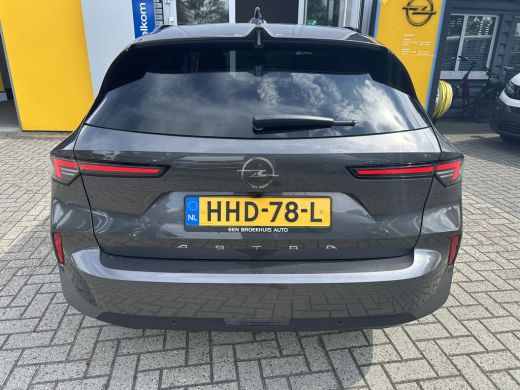 Opel Astra Sports Tourer 1.2 110PK Turbo Business Edition | AGR-STOEL| STOEL- EN STUURVERWARMING| NAVIGATIE|... ActivLease financial lease