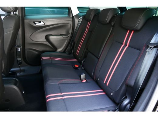 Opel Crossland 1.2 TURBO 110PK GS LINE / NAVI / LED / CLIMA / PDC / 17"LMV / CAMERA / AGR / WINTERPAKKET / BLUET... ActivLease financial lease