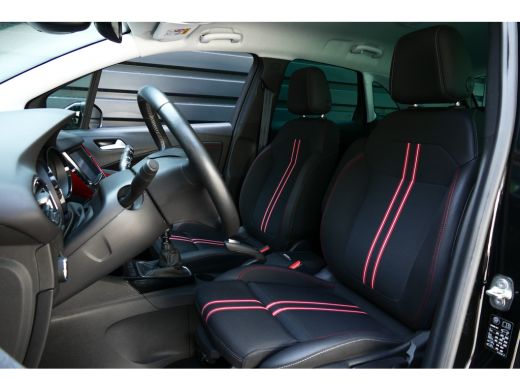 Opel Crossland 1.2 TURBO 110PK GS LINE / NAVI / LED / CLIMA / PDC / 17"LMV / CAMERA / AGR / WINTERPAKKET / BLUET... ActivLease financial lease