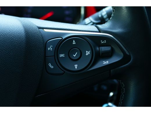 Opel Crossland 1.2 TURBO 110PK GS LINE / NAVI / LED / CLIMA / PDC / 17"LMV / CAMERA / AGR / WINTERPAKKET / BLUET... ActivLease financial lease