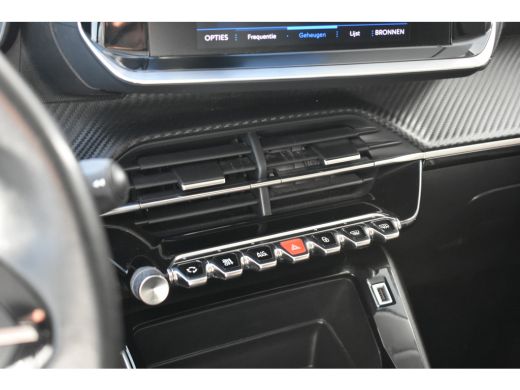 Peugeot 208 1.2 PureTech Active Pack Automaat | Afn. Trekhaak | Navigatie | Parkeersensoren | Cruise Control ... ActivLease financial lease