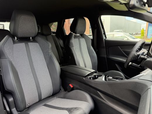 Peugeot 3008 1.2 PureTech Allure Pack Business App Connect | Automaat ActivLease financial lease