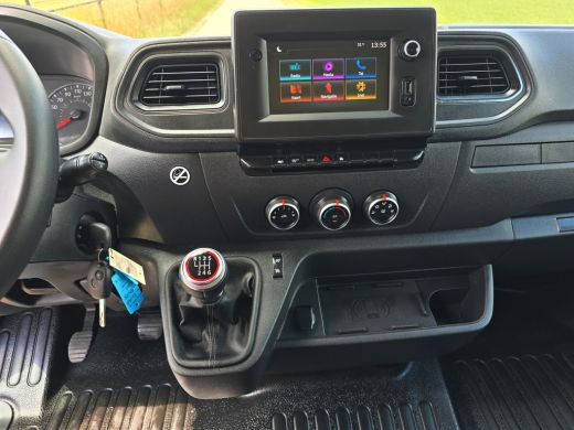Renault Master T35 2.3 dCi Lowliner - 145 Pk - Euro 6 - Navi - ParkeerCamera - Airco - Cruise Control ActivLease financial lease