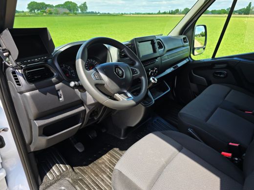 Renault Master T35 2.3 dCi Lowliner - 145 Pk - Euro 6 - Navi - ParkeerCamera - Airco - Cruise Control ActivLease financial lease