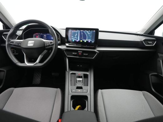 Seat Leon Sportstourer 1.0 eTSI 110pk DSG Style Business Intense Navigatie Wegkl. trekhaak Camera Acc 35 ActivLease financial lease