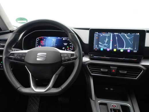 Seat Leon Sportstourer 1.0 eTSI 110pk DSG Style Business Intense Navigatie Wegkl. trekhaak Camera Acc 35 ActivLease financial lease