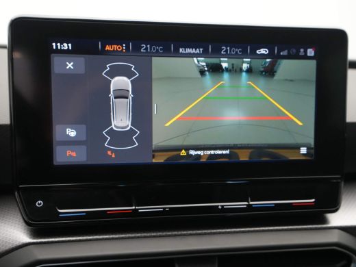 Seat Leon Sportstourer 1.0 eTSI 110pk DSG Style Business Intense Navigatie Wegkl. trekhaak Camera Acc 35 ActivLease financial lease