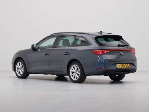 Seat Leon Sportstourer 1.0 eTSI 110pk DSG Style Business Intense Navigatie Wegkl. trekhaak Camera Acc 35 ActivLease financial lease