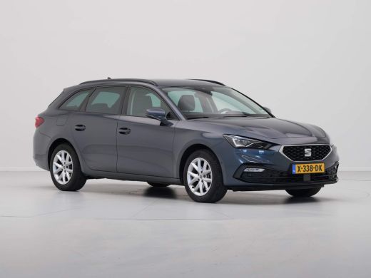 Seat Leon Sportstourer 1.0 eTSI 110pk DSG Style Business Intense Navigatie Wegkl. trekhaak Camera Acc 35 ActivLease financial lease