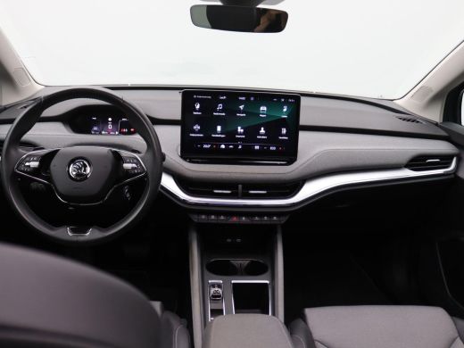 Skoda Enyaq iV 60 Trekhaak, Panoramadak, LED-Matrix, Adaptive Cruise Control, Keyless, Achteruitrijcamera, Dodeh... ActivLease financial lease