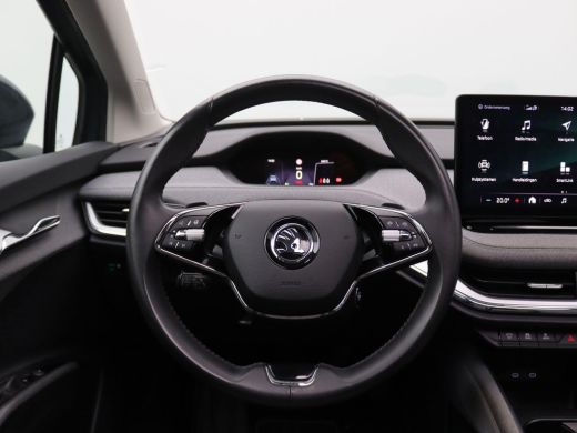 Skoda Enyaq iV 60 Trekhaak, Panoramadak, LED-Matrix, Adaptive Cruise Control, Keyless, Achteruitrijcamera, Dodeh... ActivLease financial lease