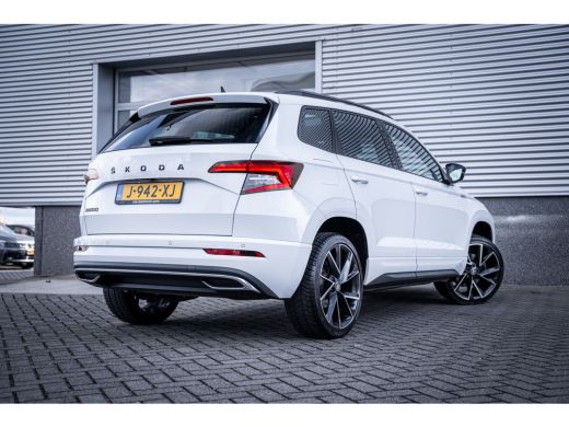 Skoda Karoq 1.5 TSI ACT Sportline Business ActivLease financial lease
