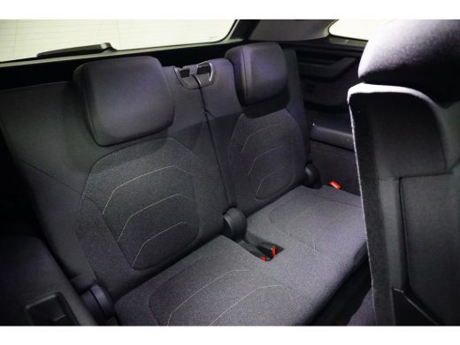 Skoda Kodiaq 1.5 TSI MHEV Business Edition 7p. | Achteruitrijcamera | Matrix LED koplampen | Trekhaak uitklapbaar ActivLease financial lease