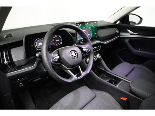 Skoda Kodiaq 1.5 TSI MHEV Business Edition 7p. | Achteruitrijcamera | Matrix LED koplampen | Trekhaak uitklapbaar ActivLease financial lease