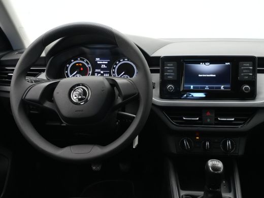 Skoda Scala 1.0 TSI 95pk Active Navi via app Cruise Dab Lane + Front assist 300 ActivLease financial lease