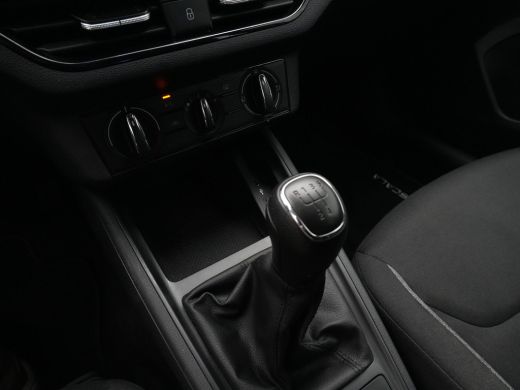 Skoda Scala 1.0 TSI 95pk Active Navi via app Cruise Dab Lane + Front assist 300 ActivLease financial lease